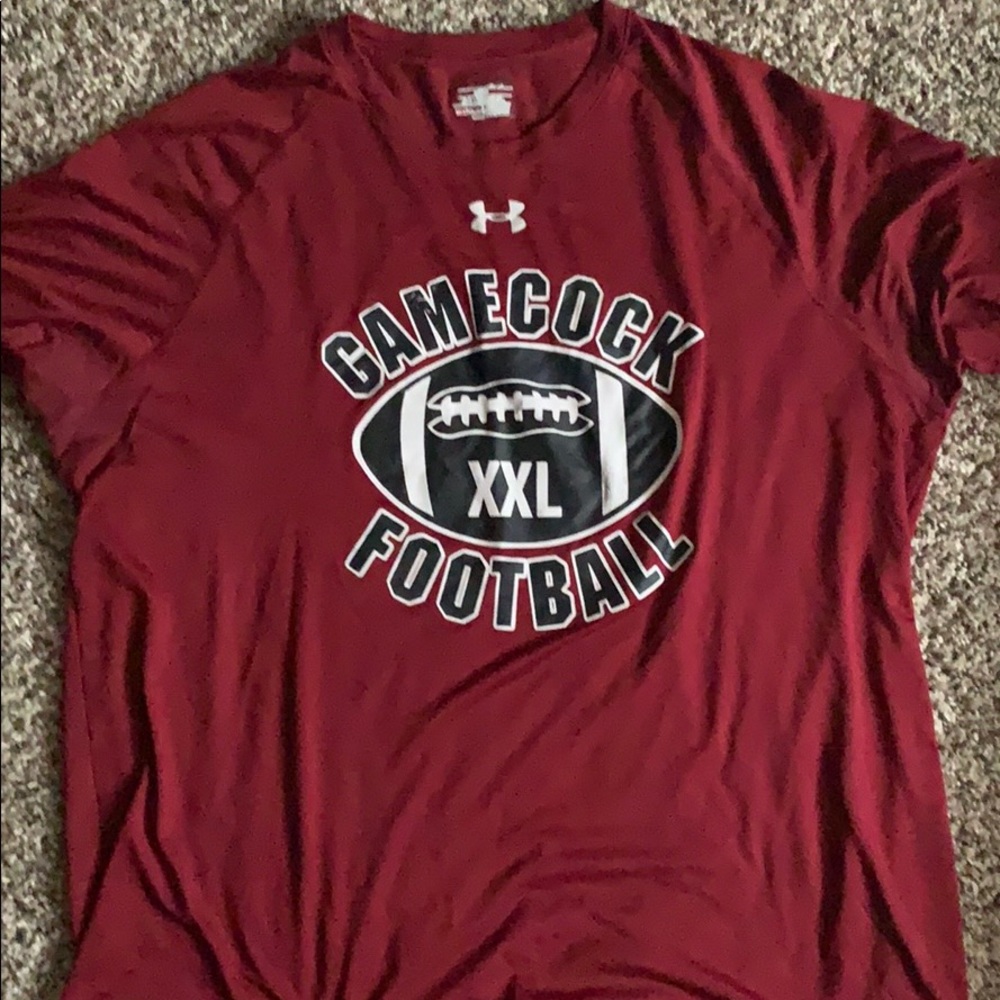 Men’s Under Armour shirt- sold